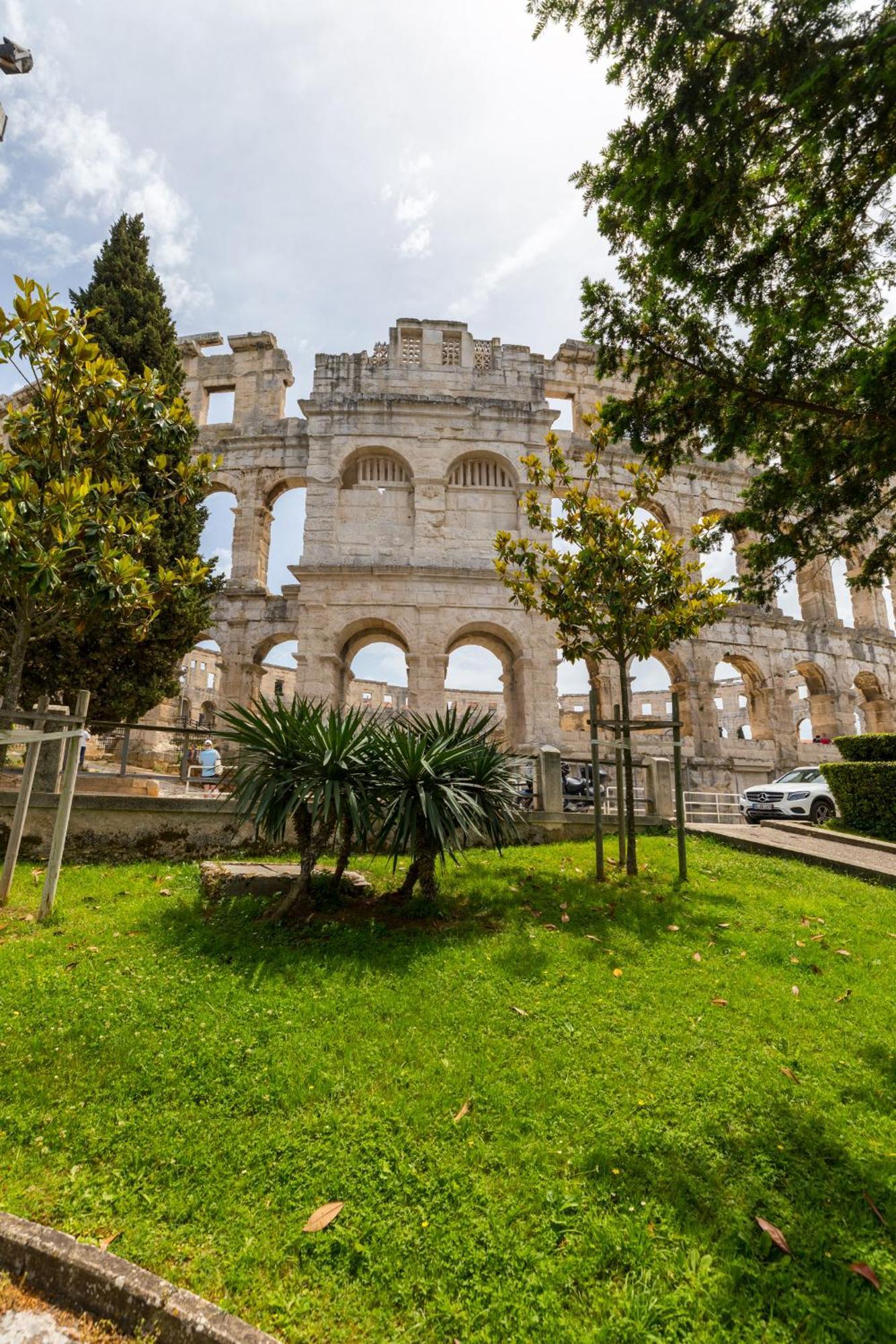 Pula Bay View Apartment מראה חיצוני תמונה