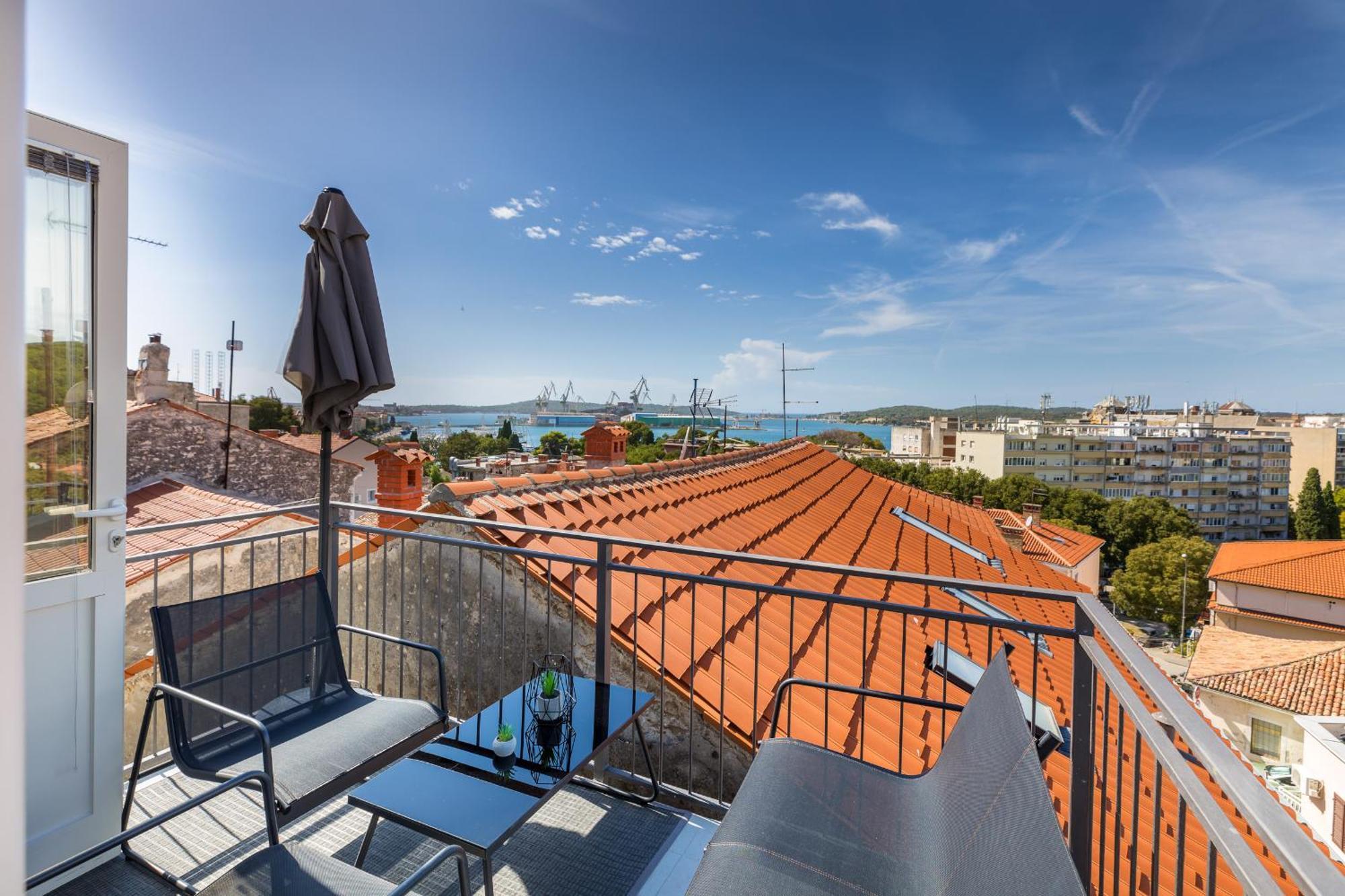 Pula Bay View Apartment מראה חיצוני תמונה